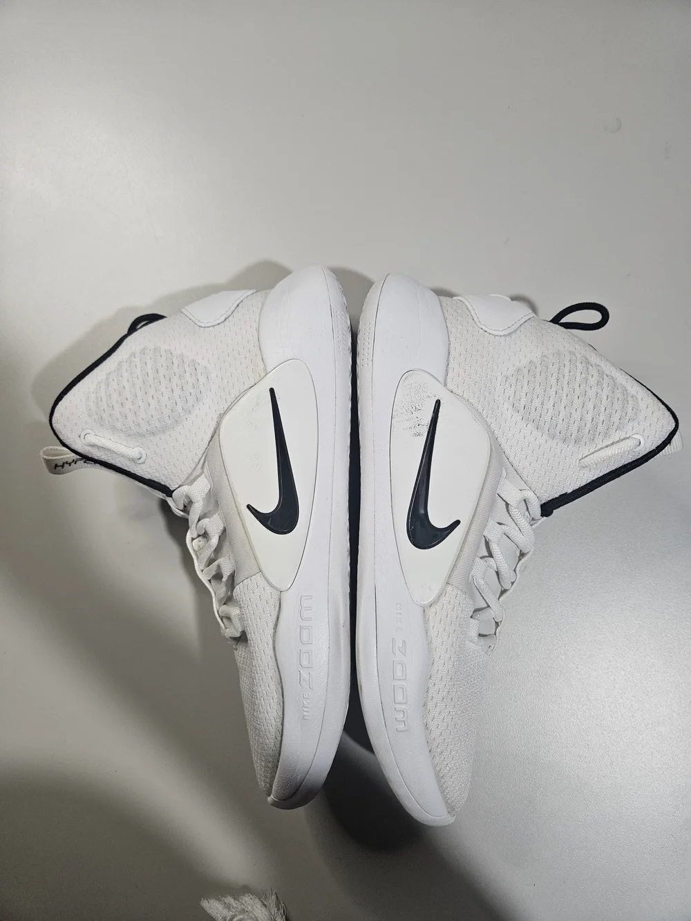 Nike  Zom Hyperdunk X TB AR0467-100 White Black Basketball Shoes Size 6